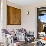 Ionian Hospitality & Appartamento *