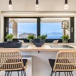 Ionian Hospitality & Appartamento Nikiana