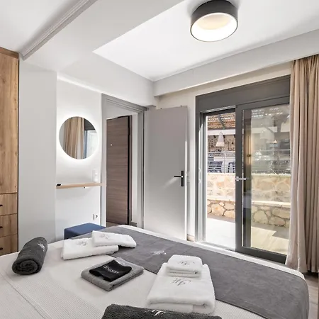 公寓 Ionian Hospitality & *