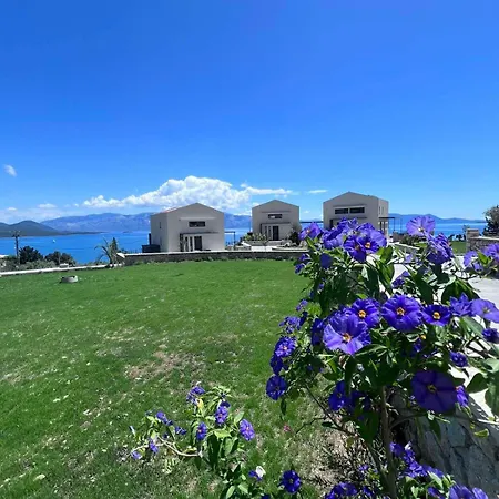 Ionian Hospitality νησω 6 *