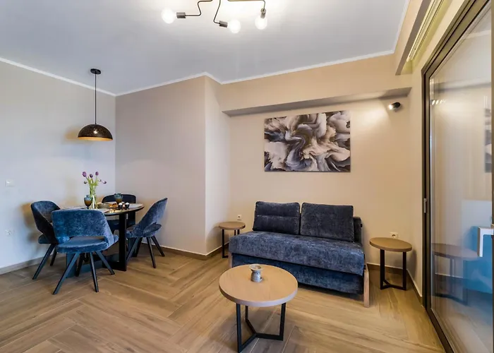 Ionian Hospitality & Апартаменты Никиана