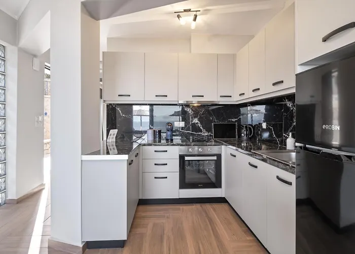 Ionian Hospitality & Apartament *